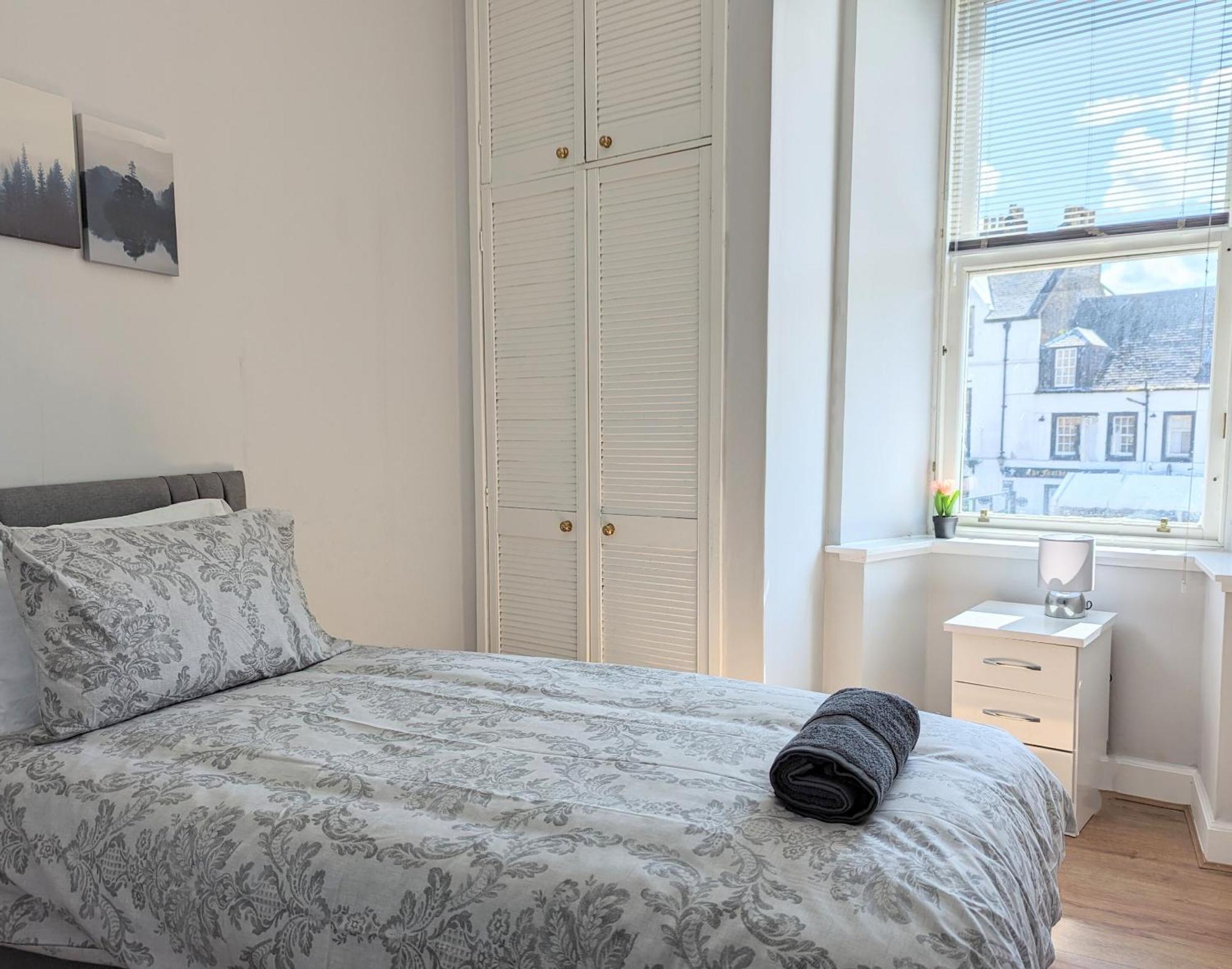Campbeltown Central 외부 사진